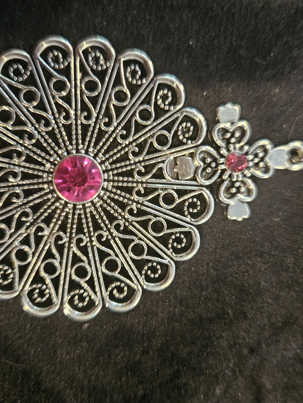 paparazzi Silver-Tone Filigree Pendant Necklace with Hot Pink Stones